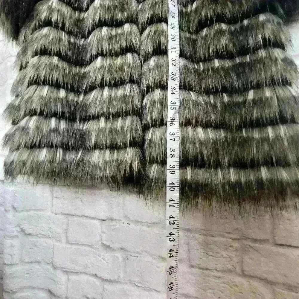 DONNA SALYERS FABULOUS FURS FAUX MINK FUR COAT Sz Small - Picture 10 of 11